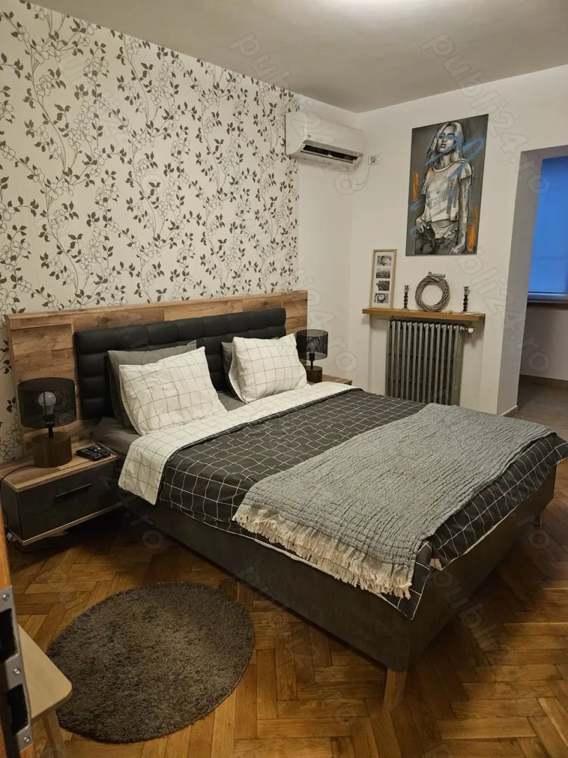 APARTAMENT COCHET ZONA KISELEFF - Poză 1