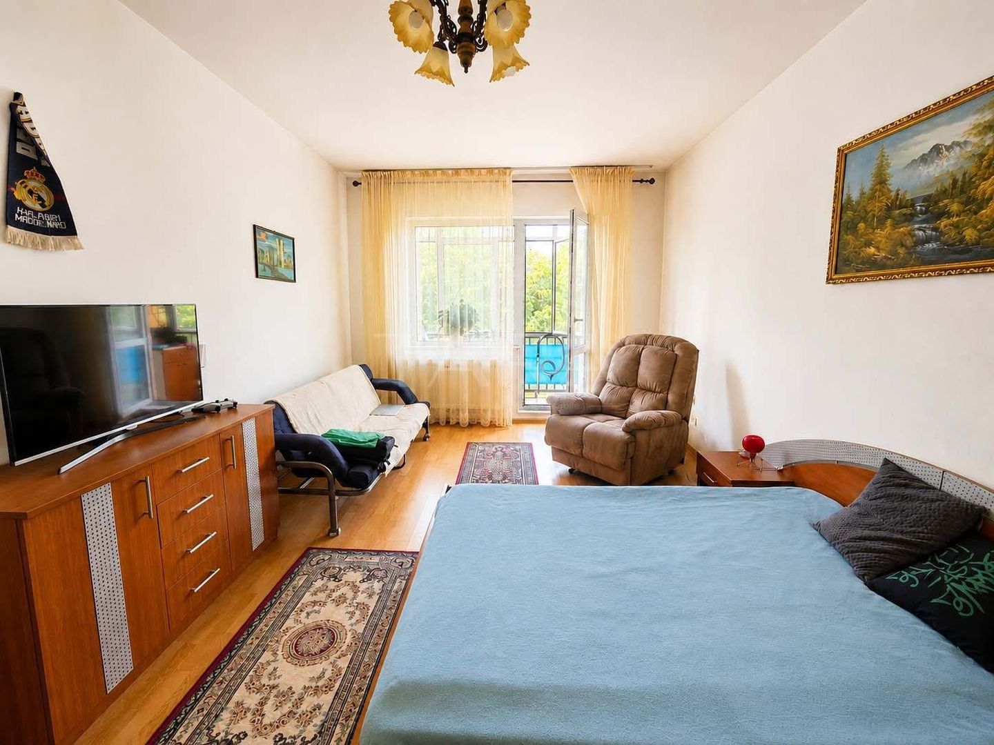 Apartament spatios Gruia-bloc nou! - Poză 2