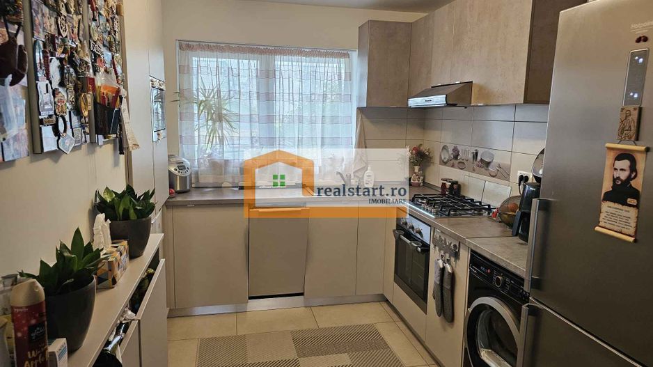 Parcul Teilor, Complex securizat, Vila insiruita, 2 loc parcare, curte, pivnita - Poză 2