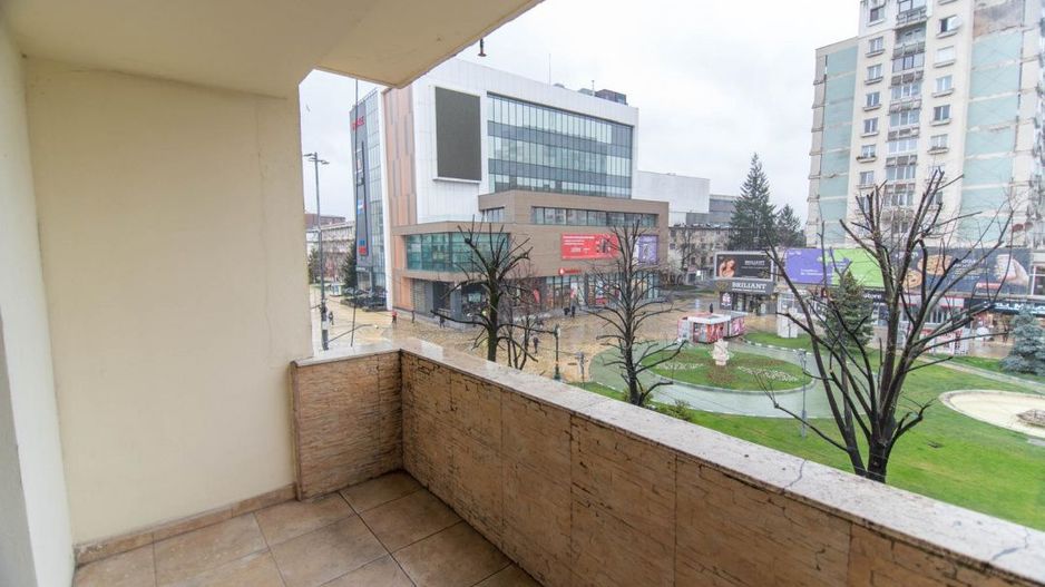 APARTAMENT 3 CAMERE - OCAZIE UNICA - Poză 3