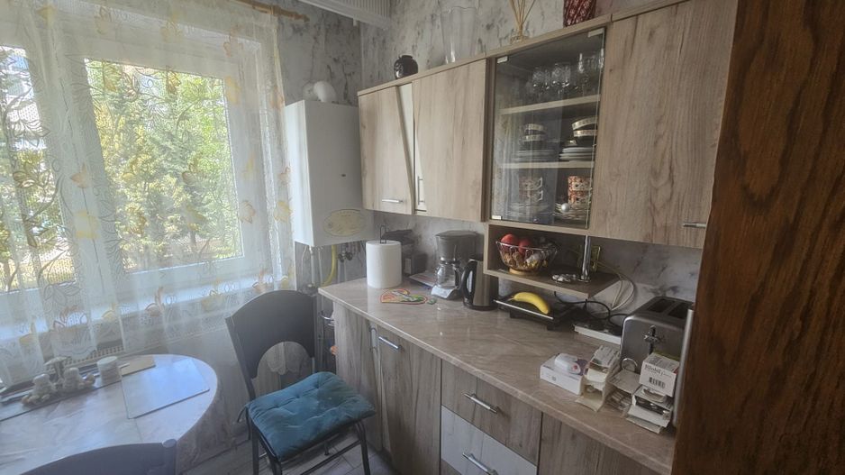 Apartament 4 camere, etaj 1 – Exercițiu, lângă Poștă - Poză 4