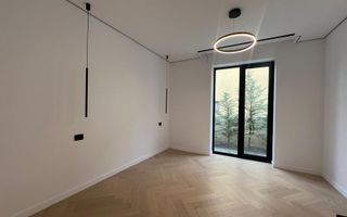 Vila eleganta | arhitectura moderna, panouri solare, finisaje premium și piscina - Poză 19