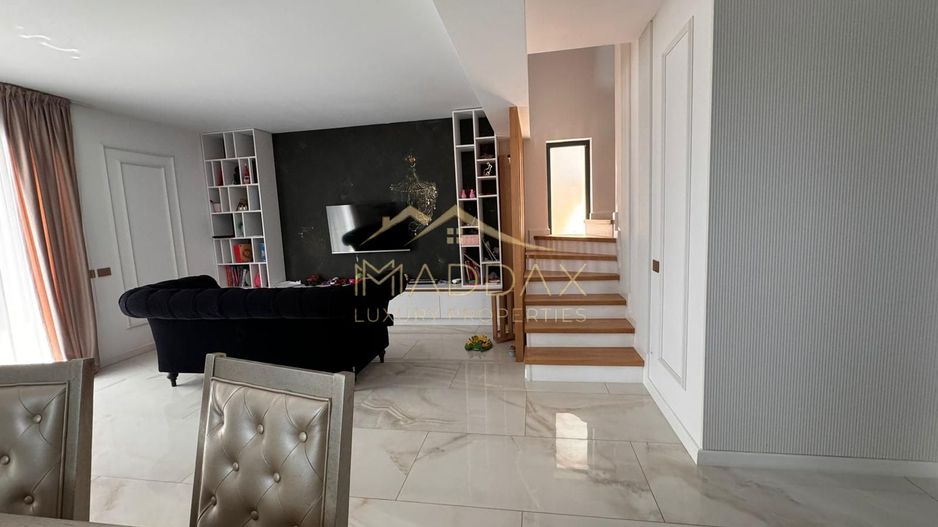 Vila moderna 6 camere // 190mp // teren 300mp / Tunari - Poză 12