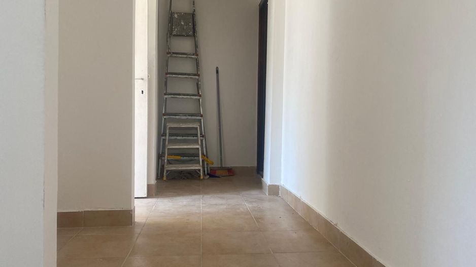 Foarte luminos! Vanzare apartament cu 3 camere in Targoviste - M11 - Poză 8