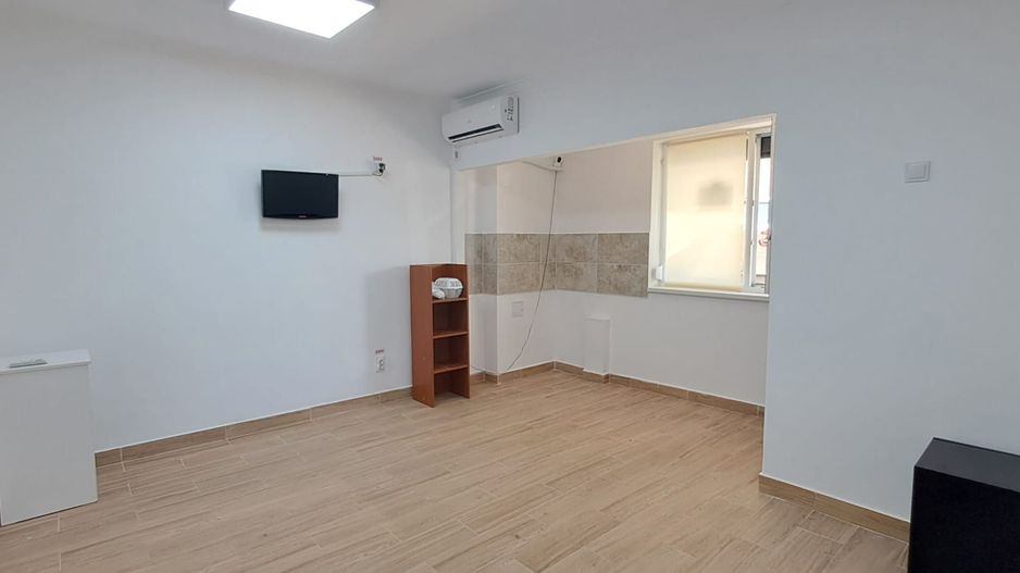 Chiajna - Str. Ilie Petre, garsoniera de inchiriat, langa Chiajna Mall - Poză 1