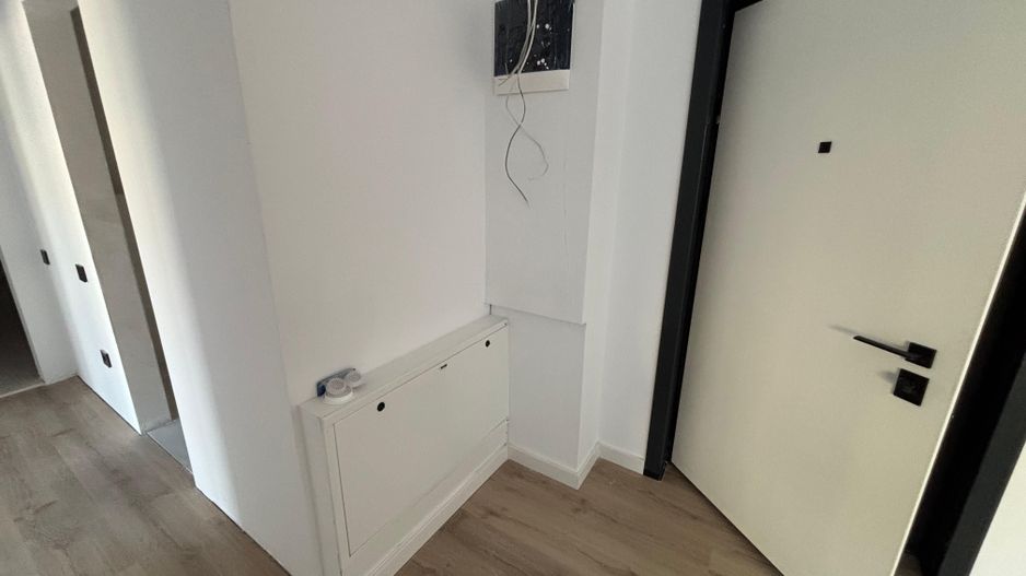 Apartament PREMIUM 3 camere cu GARAJ si boxa - zona Centrala - Poză 19