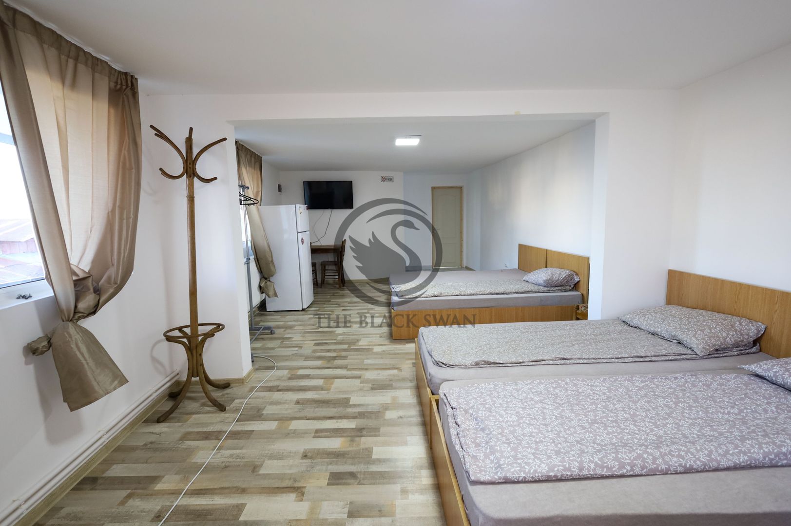 Casa cu 7 camere + spatiu comercial de vanzare | Comision 0 % - Poză 9