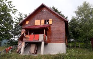Cabană, 3 dormitoare, Arieseni, vedere panoramică. 75 000 E (neg)