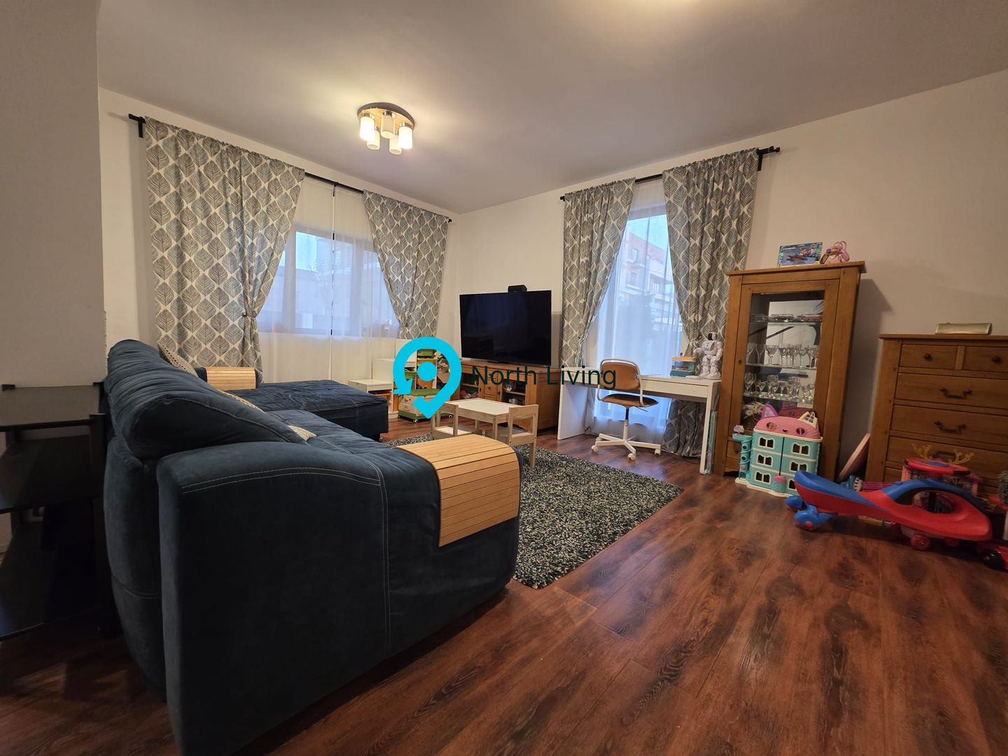 Casa 4 camere + curte 300 mp Tunari - Poză 21