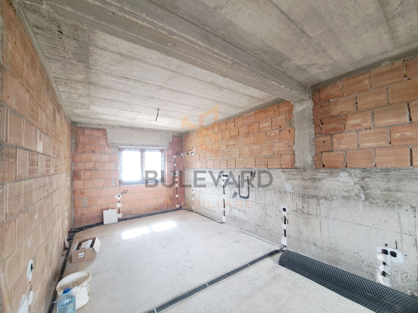 Casa tip duplex in zona Vivo Mall,  str Razoare Floresti - Poză 12