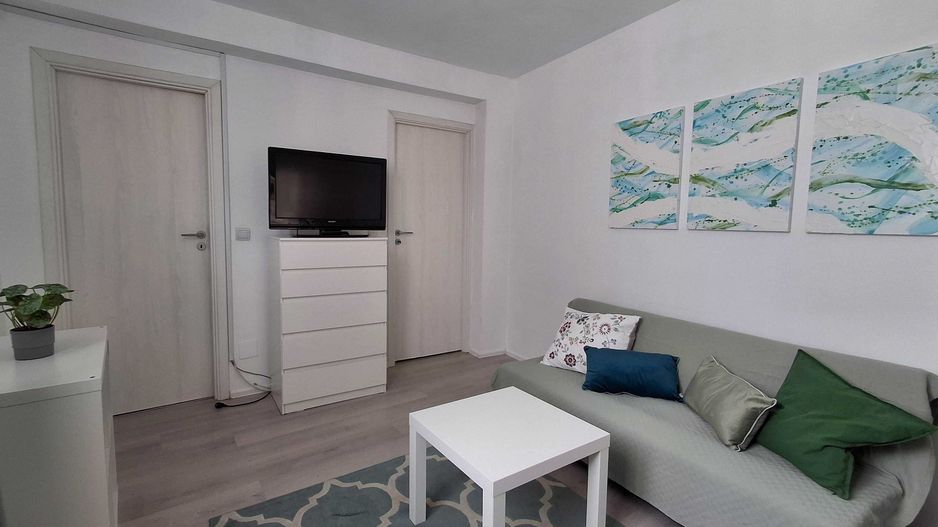 Apartament 2 camere in vila noua in zona Piata Unirii - Poză 1