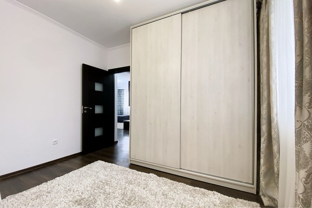 Apartament 3 camere, 2 balcoane, etaj intermediar, parcare. - Poză 5