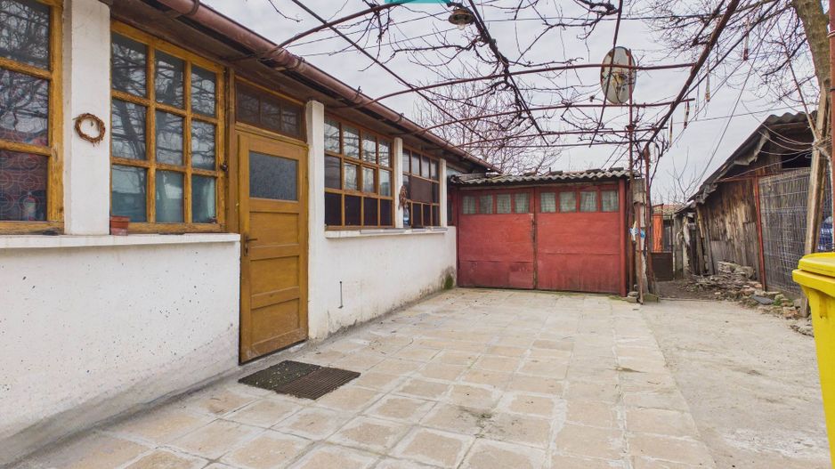 Apartament la curte comună în Aradul Nou - Poză 6