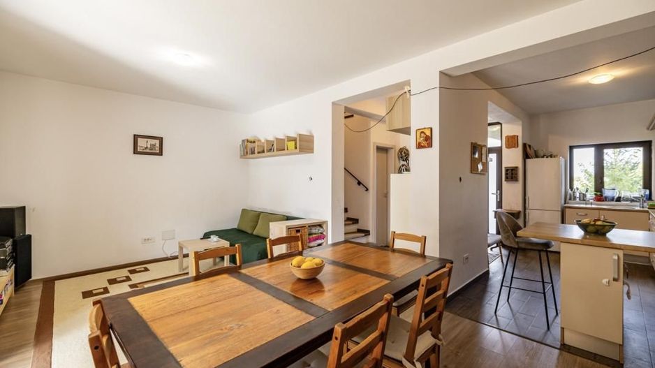 Casa 3 dormitoare si gradina | La limita cu Timisoara zona Braytim | Comision 0% - Poză 2
