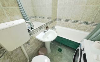 Casa 3 dormitoare, curte 60mp, parcare, langa UMF! - Poză 14
