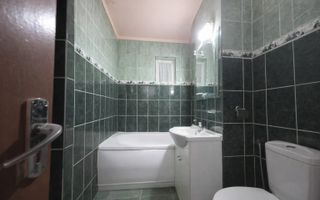 Garsonieră compartimentată în 2 camere - Blv. Republicii - Mobilată - Poză 4