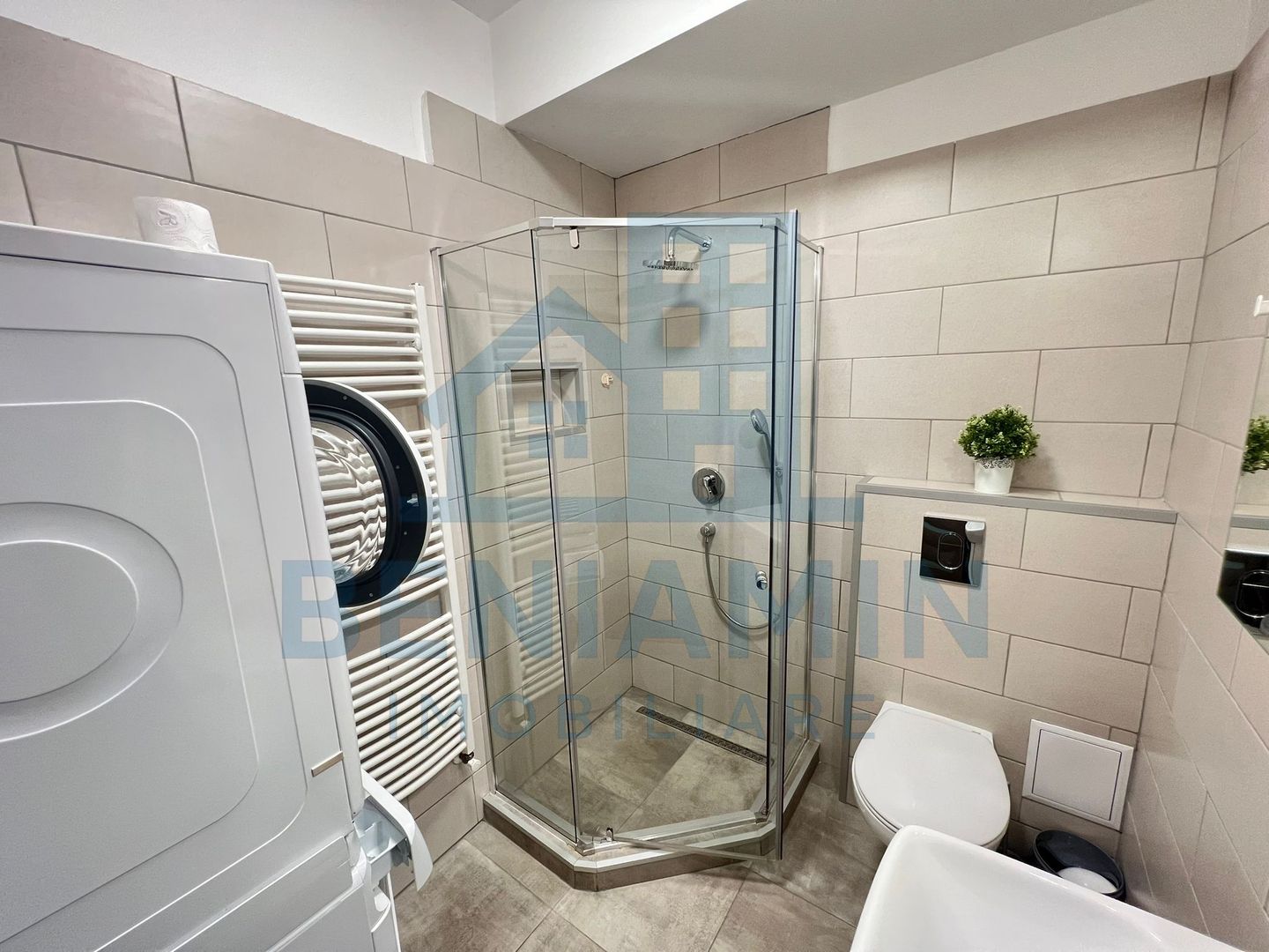 Garsoniera - Decomandata - 38mp - Balcon - Parcare - Judetean - Poză 5