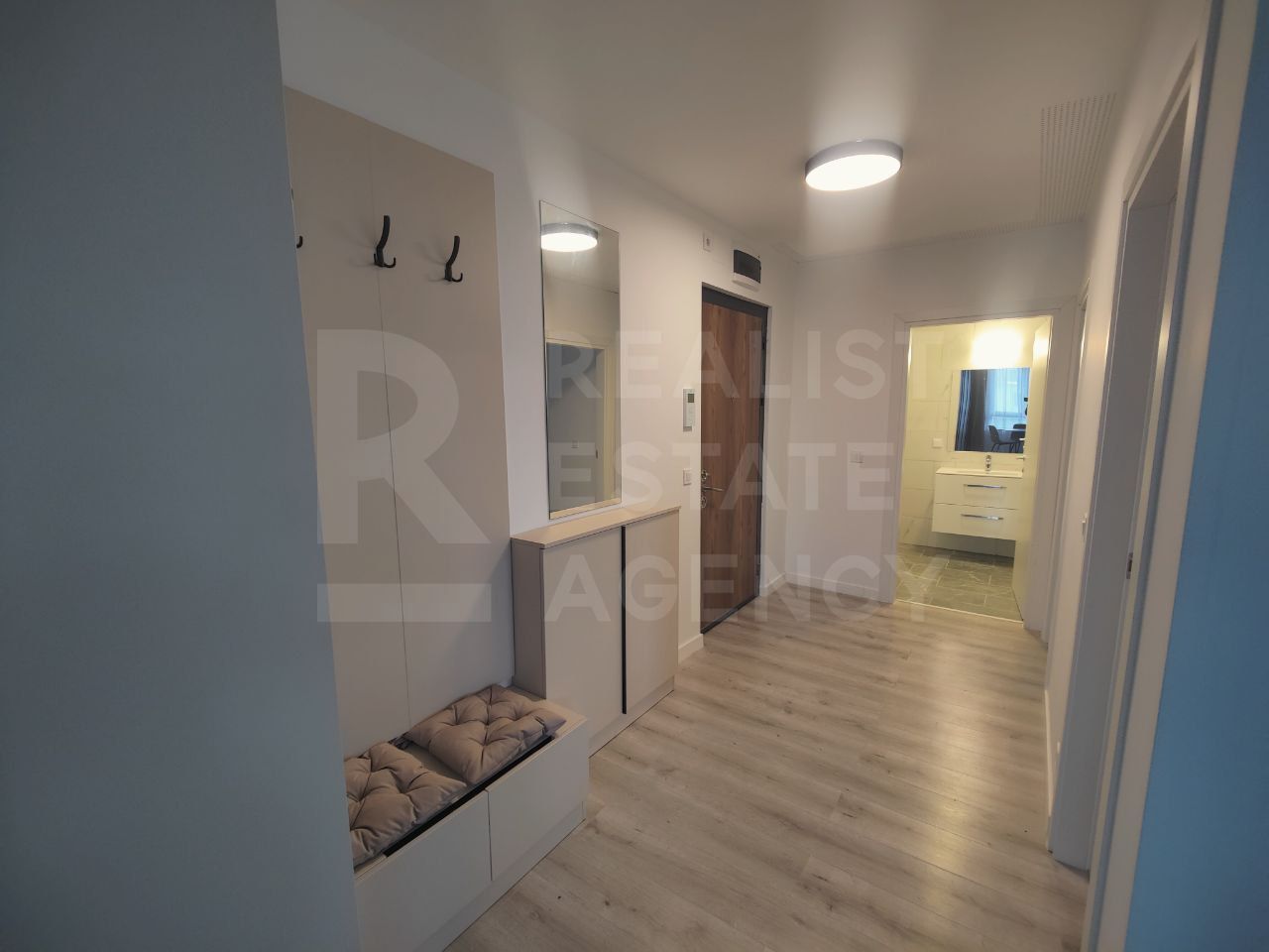 Vânzare, apartament, 2 camere + parcare înclusă în preț, Constanța - Poză 5
