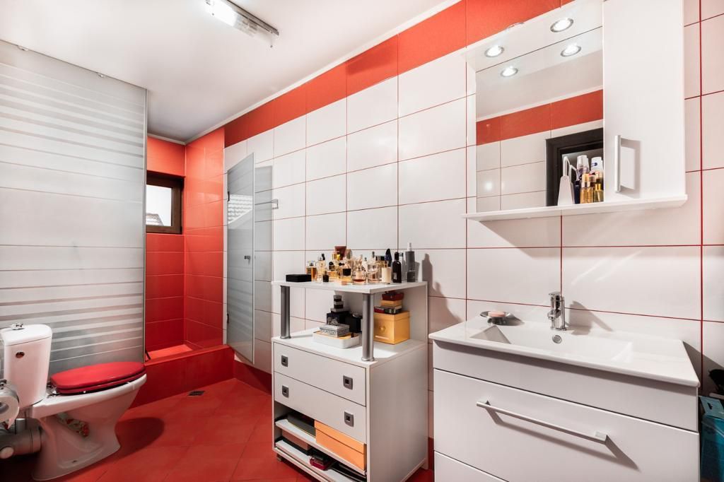 Vila superba de vanzare in apropiere de padure Pantelimon - Poză 22