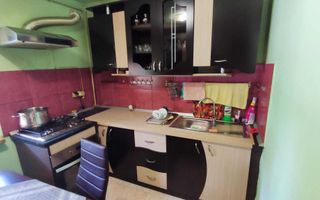 Inchiriez apartament 2 camere decomandate zona OMW/stadion Cetate - Poză 4