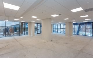Spațiu Comercial. Business Centrul ROYAL TOWER - Poză 6
