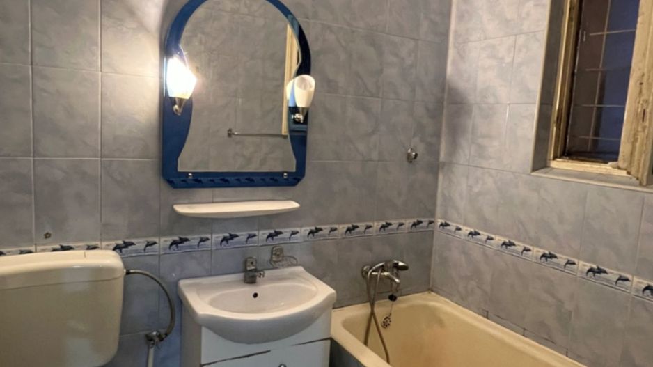 Apartament 3 camere in bloc reabilitat necesita renovare Gorjului Paci - Poză 15