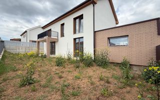 Case cu garaj Chinteni zona străzii Ana Aslan - Poză 1