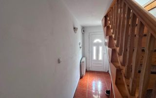 Apartament 3 camere decomandat  78 mp pivnita curte  in zona Centrala - Poză 7