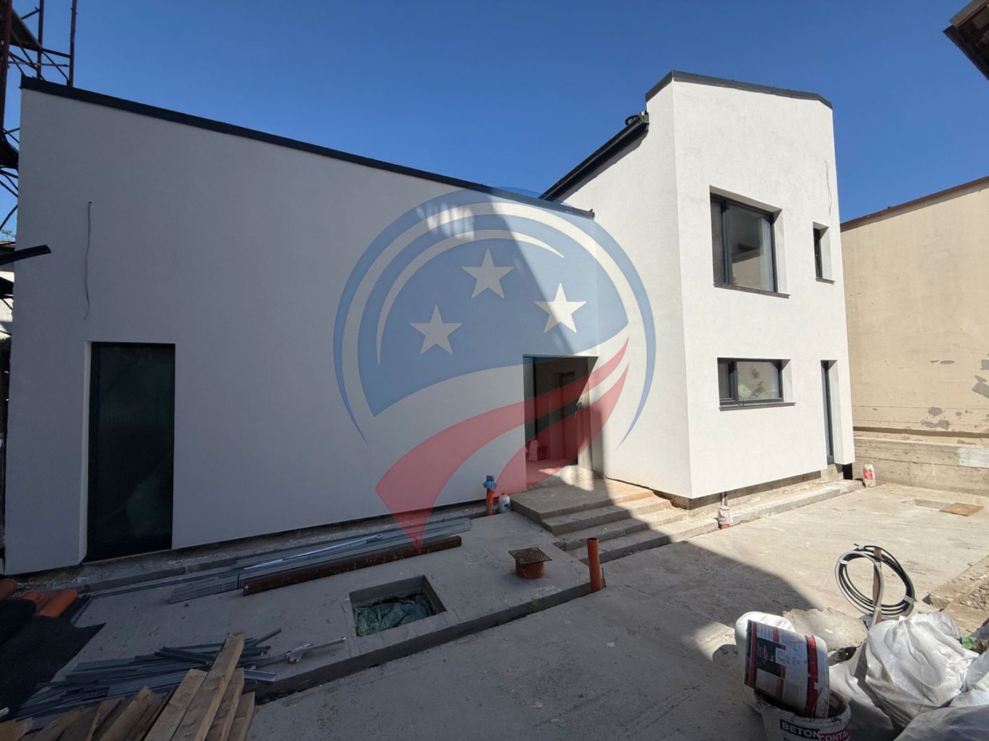 Vila de lux/ ultracentral/ Craiova - Poză 2