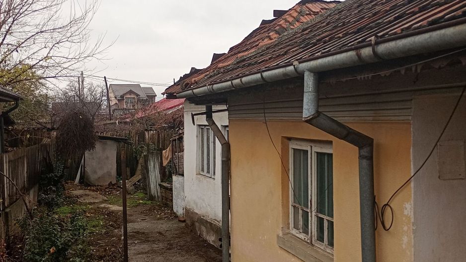 Proprietate situată în cartierul Brestei - Poză 2