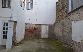 De vânzare teren cu proiect de reconstrucție apartament – zonă centrală - Poză 11