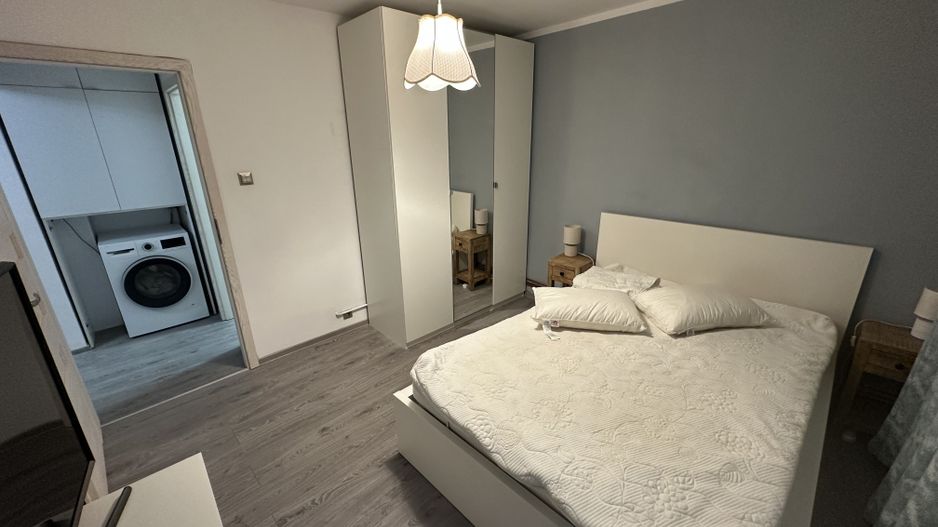 Apartament 3 camere  renovat in zona Lipovei - Poză 12