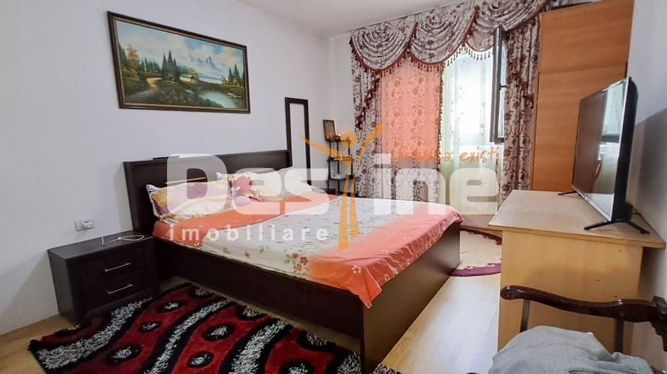 LUNCA CETATUII, CASA individuala , 8 CAMERE - Poză 6