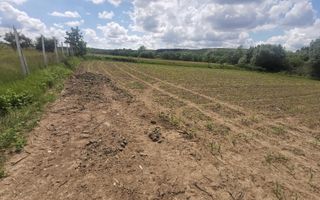 Teren intravilan de vânzare | Acces asfalt | Toate utilitățile - Poză 4