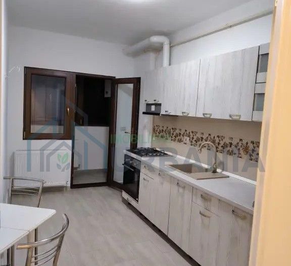 Apartament 2 camere de închiriat, decomandat, mobilat și utilat, cu aer condiționat și loc de parcare privat, Valea Adâncă (Str. Costea Vodă) - Poză 1
