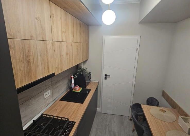 De inchiriat apartament 2 camere Exigent Plaza/Centrala proprie - Poză 7