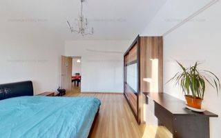 Blvd. Balcescu langa metrou Universitate, 4 camere, terasa de 50mp, 3 bai - Poză 24