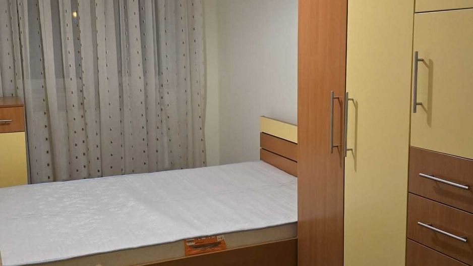 De închiriat | Apartament 3 camere decomandat, cu garaj - Poză 2