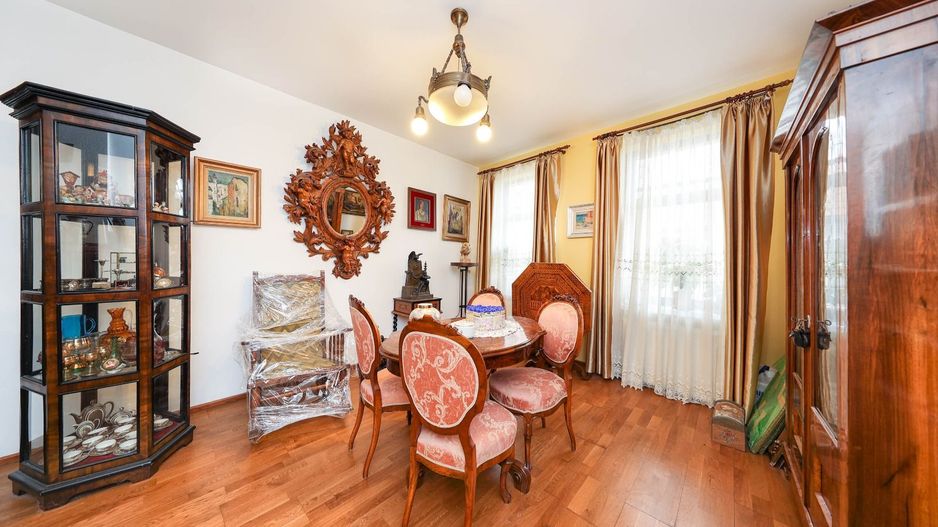 Casă deosebită de vânzare în centrul Brașovului - Poză 18