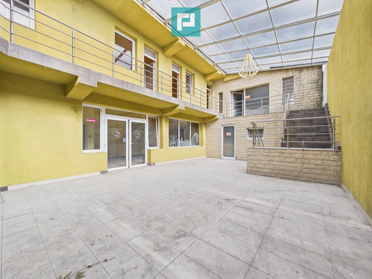 Pensiune D+P+E+M, Calea Iuliu Maniu. - Poză 2