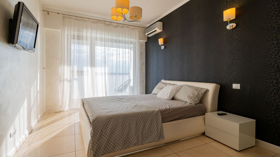 3 camere | 95 mp + terasă 20 mp | Vedere frontală lac | Mamaia-Cazino - Poză 16