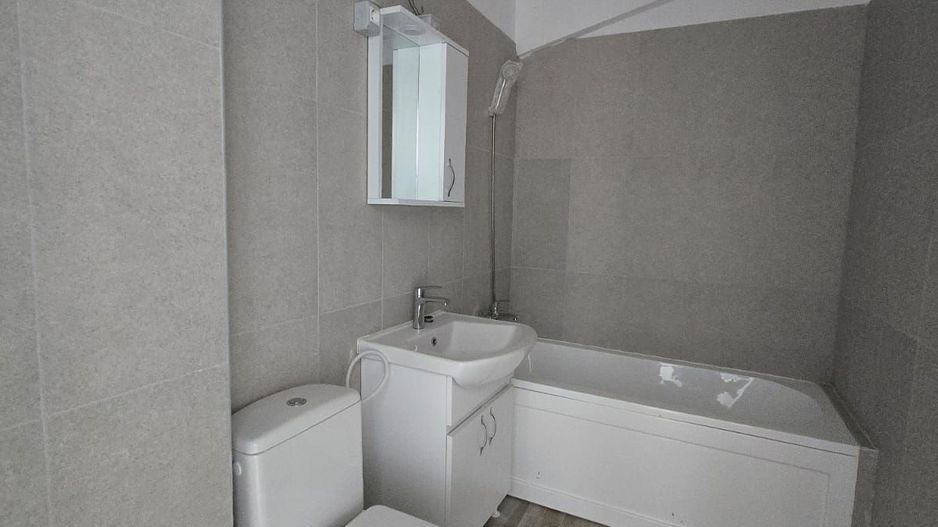 Apartament 3 camere-gata de mutare-Berceni! - Poză 9