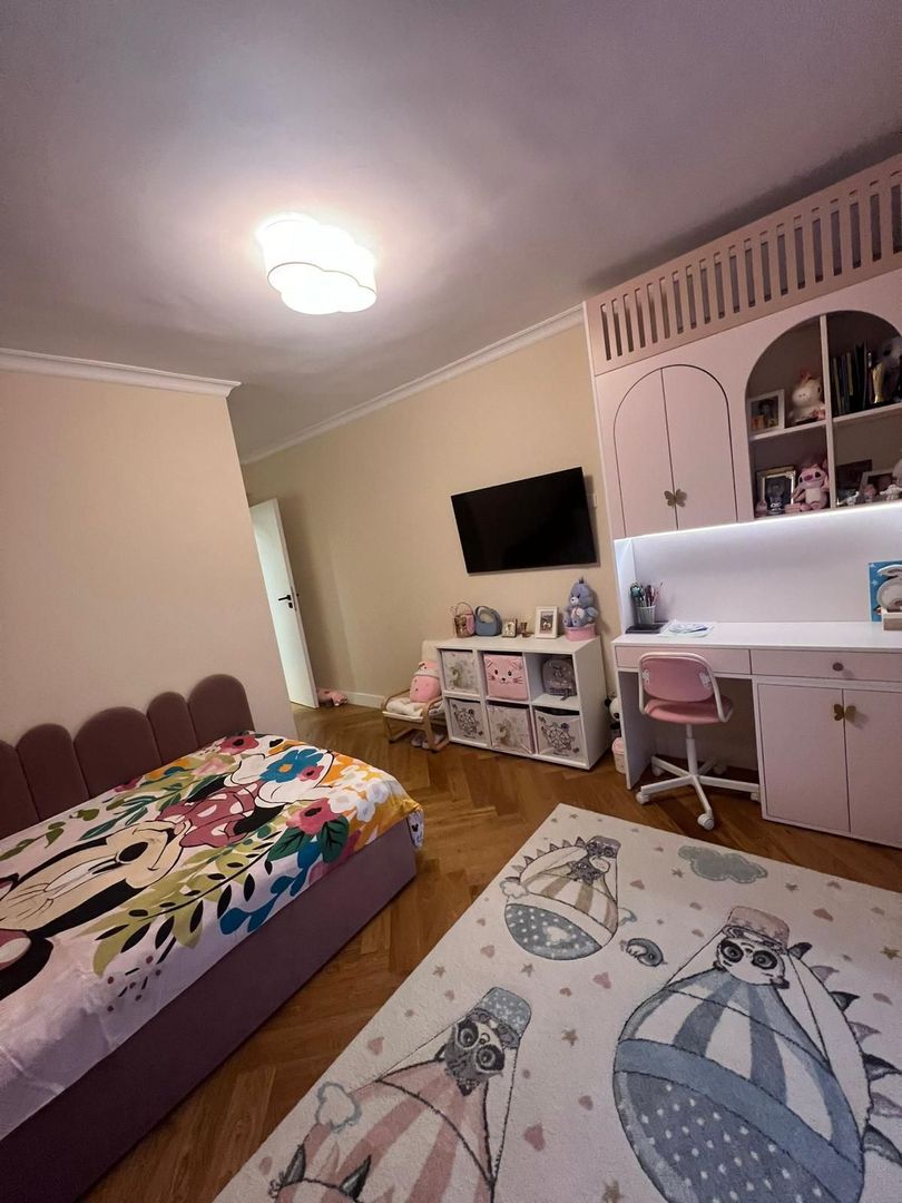 3 CAM MOBILAT SI UTILAT ULTRAMODERN CU TERASA ZONA TRAPEZULUI - Poză 17