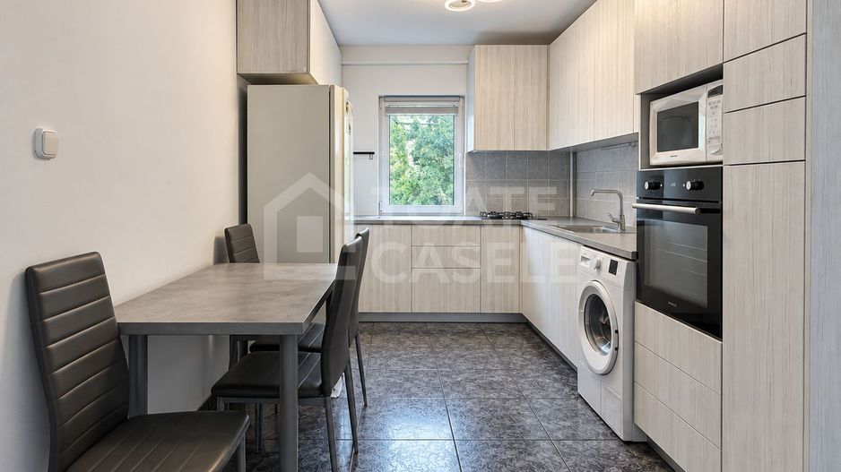 Apartament 4 camere | etaj intermediar | Plopilor - Poză 1
