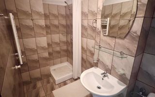 Apartament 2 camere de vânzare – Centru - Poză 3
