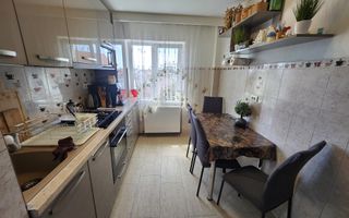 Apartament cu scara interioara, 5 camere, zona OMV Cetate - Poză 9