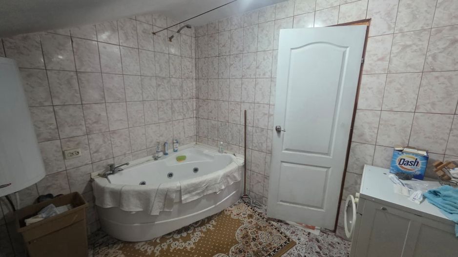 CASĂ ȘI SPAȚIU COMERCIAL | SUCEAVA | 150.000€ - Poză 9