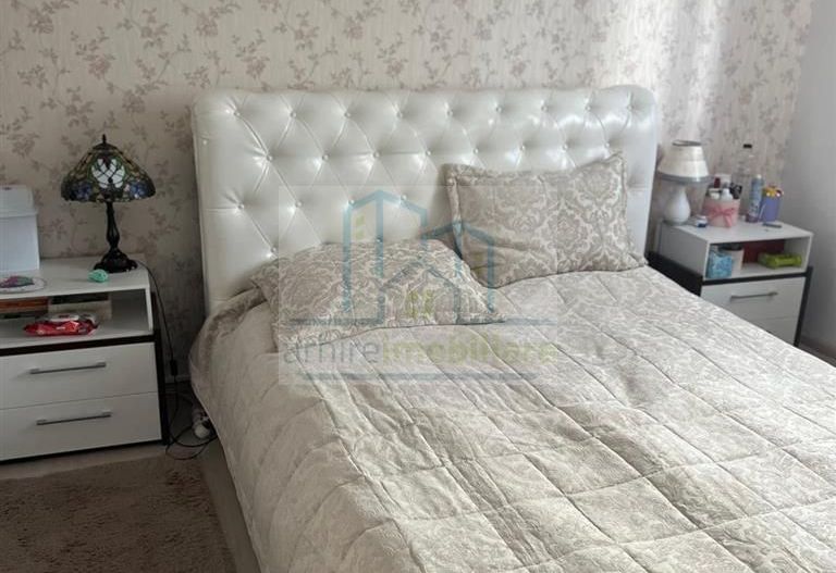 Apartament 3 camere decomandat et 1/4 2 bai loc de parcare inclus in pret - Poză 5