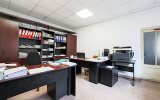 Spațiu ideal pentru birou sau cabinet – Str. Mărășești, Arad - Poză 3