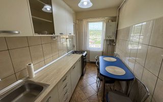 Apartament cu 2 camere, decomandat, 50mp, Zona Fortuna - Poză 6